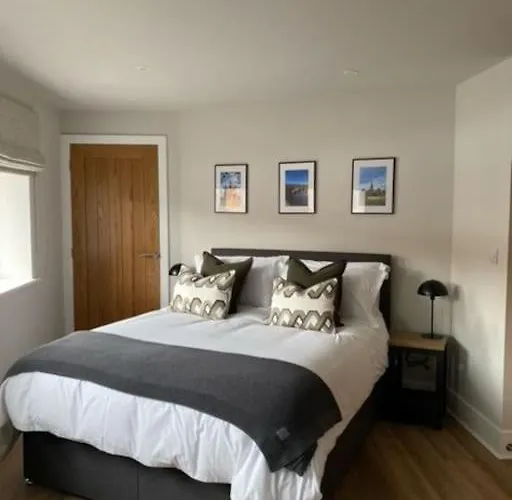 New Modern Studio Apartment Near To City Centre