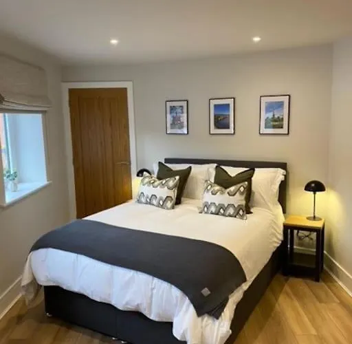 New Modern Studio Apartment Near To City Centre